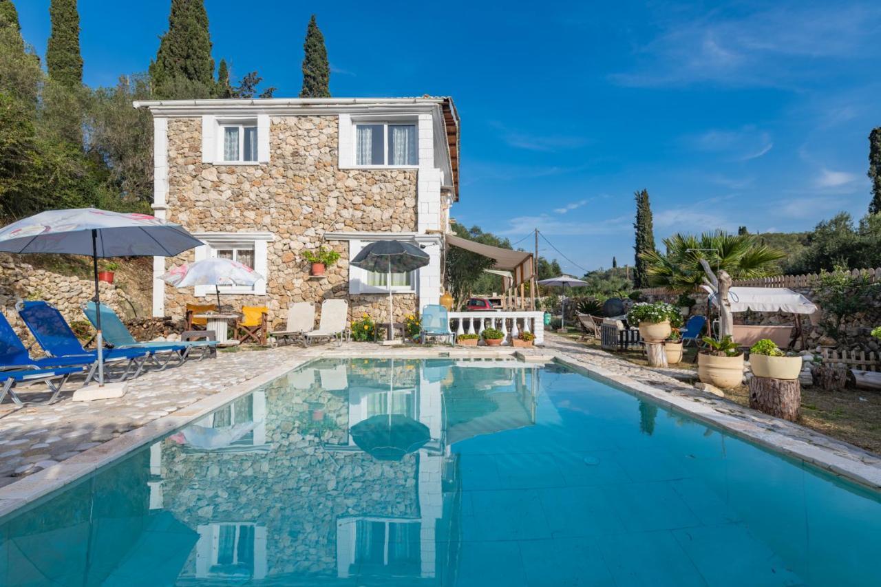 Stelios Stone House Sinarades Villa Kouramádes Buitenkant foto