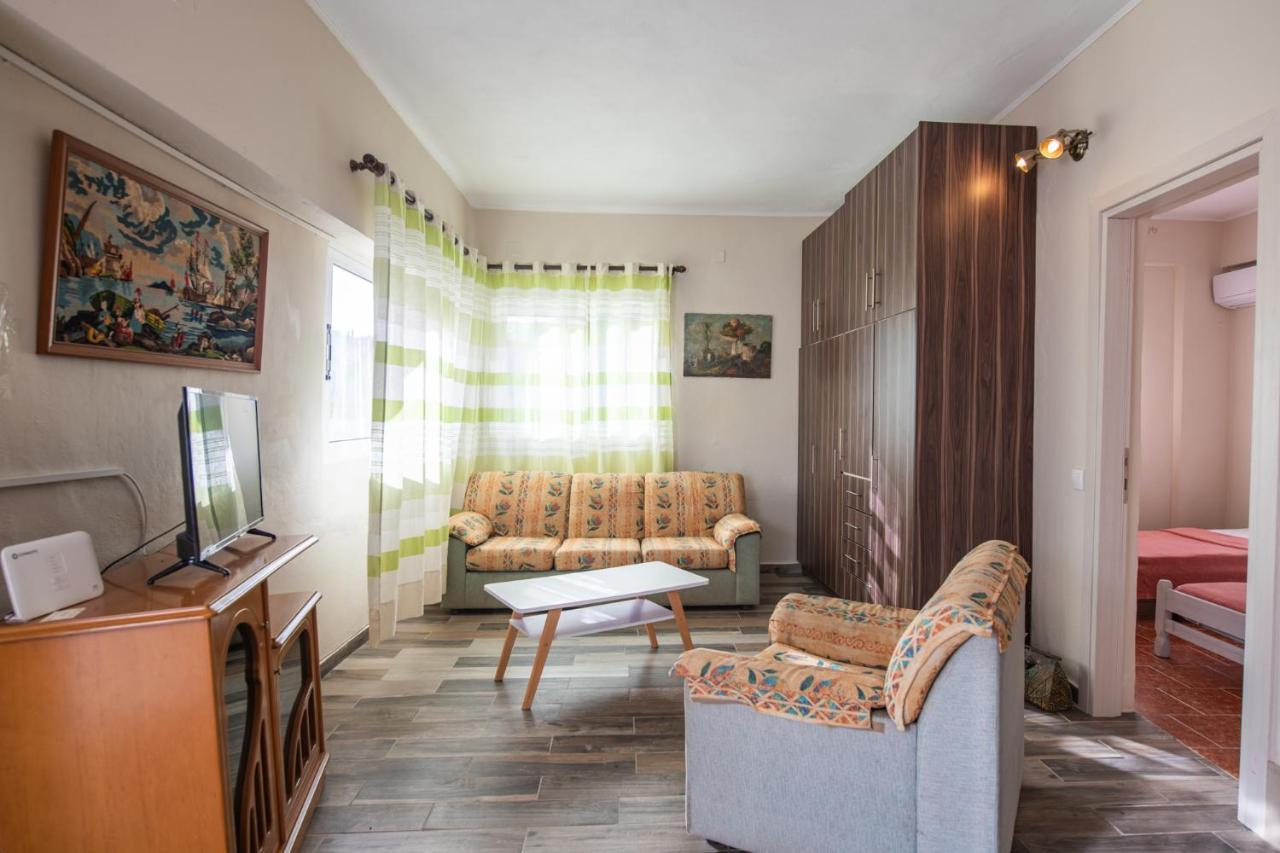 Stelios Stone House Sinarades Villa Kouramádes Buitenkant foto