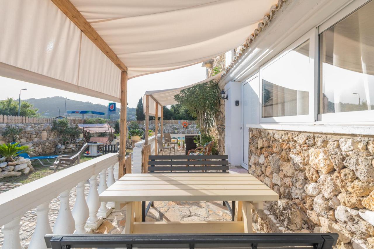 Stelios Stone House Sinarades Villa Kouramádes Buitenkant foto