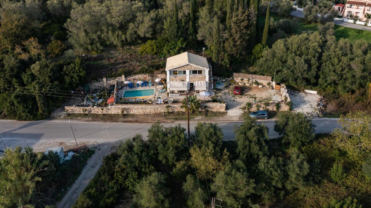 Stelios Stone House Sinarades Villa Kouramádes Buitenkant foto