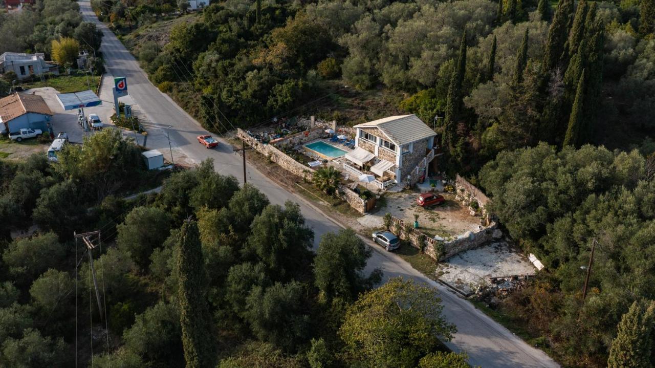 Stelios Stone House Sinarades Villa Kouramádes Buitenkant foto